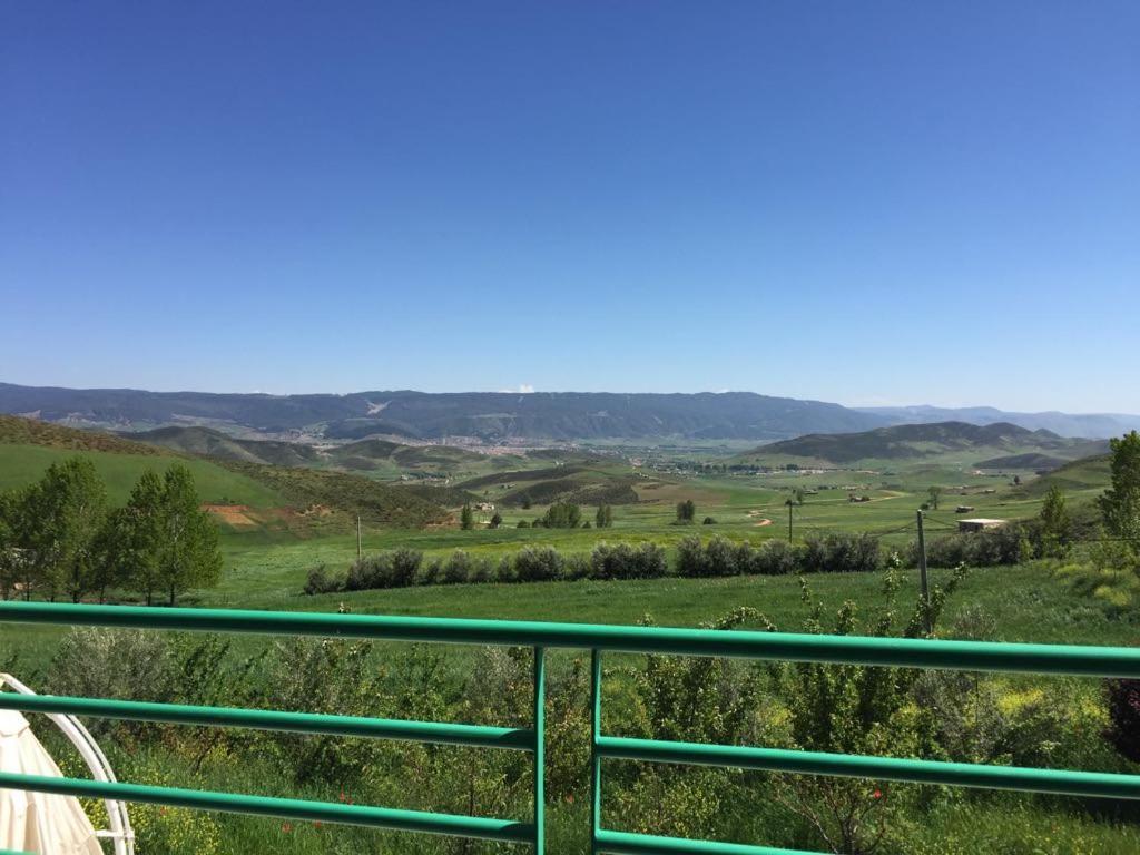 Le Chene D'Azrou Hotel Buitenkant foto
