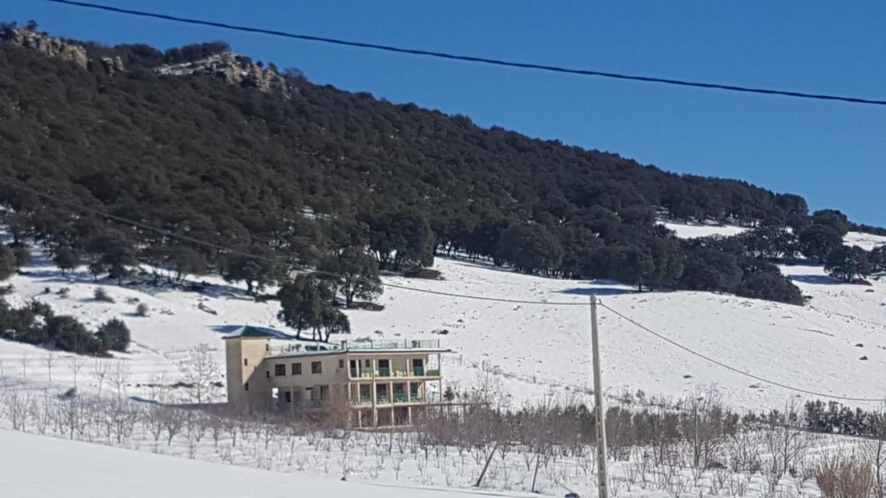 Le Chene D'Azrou Hotel Buitenkant foto